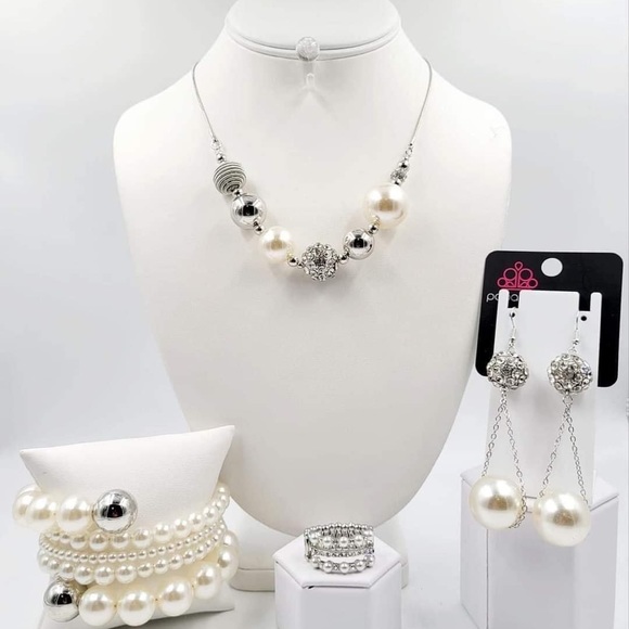 Fiercely 5th Avenue - Picture 7 of 7